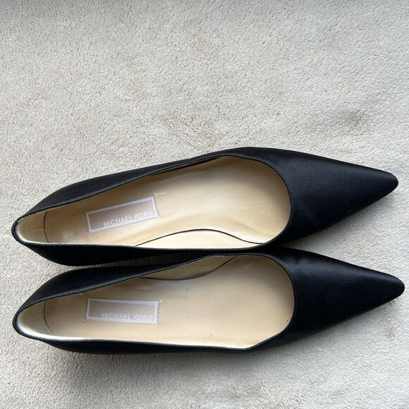 Michael Kors Black Satin Kitten Heel Pump Women 7 Pointed Toe Classic Minimalist - Picture 6 of 14